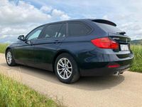 Gebraucht BMW 318 143 PS (105 kW) 2013 Blau Kombi