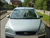 Usado Ford Focus 115 CV (84 kW) 2006 Plateado Familiar