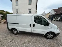 Gebraucht Renault Trafic 114 PS (83 kW) 2012 Weiß Van / Kleinbus