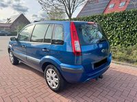 Second-hand Ford Fusion 80 CP (58 kW) 2006 Albastru Hatchback
