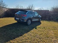 Gebraucht VW T-Roc 110 PS (80 kW) 2018 Grau SUV