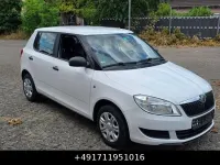 Gebraucht Skoda Fabia Cool Edition 60 PS (44 kW) 2015 Weiß Limousine