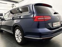 Usata VW Passat Highline 150 CV (110 kW) 2017 Blu Station wagon