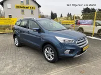 Gebraucht Ford Kuga Titanium 150 PS (110 kW) 2019 Blau SUV