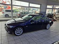 Gebraucht BMW 320 Cabriolet 177 PS (130 kW) 2009 Blau Cabrio