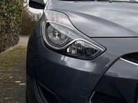 Gebraucht Hyundai ix20 Classic 90 PS (66 kW) 2011 Grau Kleinwagen