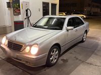 Gebraucht Mercedes E320 Elegance 197 PS (144 kW) 2001 Silber Limousine