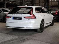 Gebraucht Volvo V90 Plus 197 PS (144 kW) 2024 Crystal white pearl Kombi