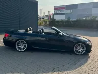 Gebraucht BMW 330 Cabriolet M Sport 245 PS (180 kW) 2011 Schwarz Cabrio