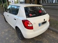 Gebraucht Skoda Fabia 85 PS (62 kW) 2009 Weiß Kleinwagen