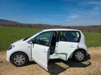 Używany Seat Mii 75 KM (55 kW) 2019 Biały Hatchback
