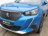 Gebraucht Peugeot 2008 Allure 131 PS (96 kW) 2020 Lackierung vertigoblau SUV