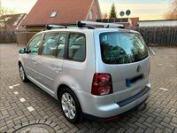 Gebraucht VW Touran 140 PS (102 kW) 2010 Silber Van / Kleinbus