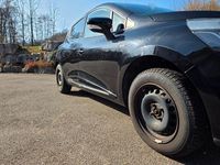 Gebraucht Renault Clio IV Dynamique 73 PS (53 kW) 2015 Schwarz Limousine