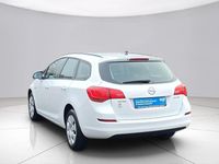 Gebraucht Opel Astra Selection 101 PS (74 kW) 2012 Weiß Kombi