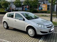 Gebraucht Opel Astra 115 PS (84 kW) 2009 Kleinwagen
