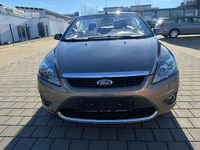 Gebraucht Ford Focus Cabriolet Titanium 150 PS (110 kW) 2009 Braun Cabrio