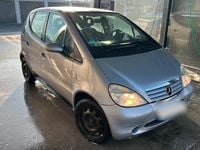 Gebraucht Mercedes A160 Elegance 102 PS (75 kW) 2000 Silber Kleinwagen