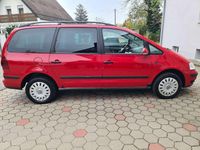 Gebraucht VW Sharan Trendline 140 PS (102 kW) 2009 Rot Van / Kleinbus
