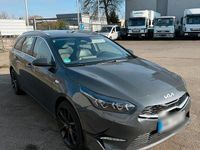 Gebraucht Kia Ceed 140 PS (102 kW) 2025 Grau Kleinwagen