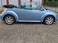 Gebraucht VW New Beetle 101 PS (74 kW) 2004 Blau Kleinwagen