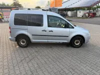 Używany VW Caddy Life 105 KM (77 kW) 2005 Srebrny Minivan