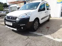 Gebraucht Peugeot Partner Tepee Outdoor 120 PS (88 kW) 2018 Weiß Van / Kleinbus