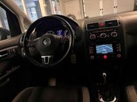 Second-hand VW Touran Highline 105 CP (77 kW) 2013 Gri Monovolum