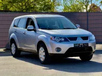 Gebraucht Mitsubishi Outlander 140 PS (102 kW) 2007 Grau SUV
