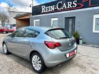 Gebraucht Opel Astra Cosmo 140 PS (102 kW) 2010 Silber Limousine