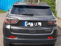 Gebraucht Jeep Compass Limited 140 PS (102 kW) 2017 Grau SUV