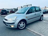 Gebraucht Ford Fiesta Ghia 80 PS (58 kW) 2002 Grau Kleinwagen