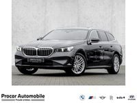 Neu BMW 520 Sport Line 197 PS (144 kW) 2025 Grau Kombi