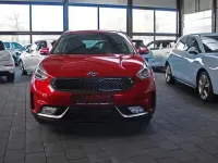 Używany Kia Niro Vision 141 KM (103 kW) 2019 Czerwony SUV