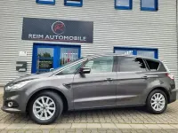 Gebraucht Ford S-MAX Titanium 160 PS (117 kW) 2017 Grau Van / Kleinbus