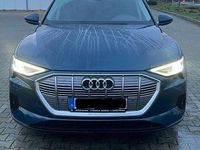 Gebraucht Audi e-tron Ambiente 230 kW (313 PS) 2020 Blau SUV