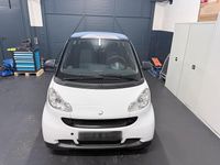 Gebraucht Smart ForTwo Coupé 61 PS (44 kW) 2010 Weiß Coupé