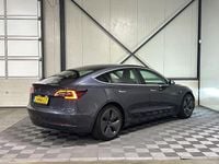 Gebraucht Tesla Model 3 Standard Range 175 kW (238 PS) 2020 Grau Limousine