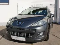 Gebraucht Peugeot 207 Tendance 95 PS (69 kW) 2012 Other Kombi