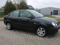 Gebraucht VW Polo 75 PS (55 kW) 2004 Schwarz Kleinwagen