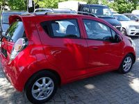 Używany Chevrolet Spark LS 82 KM (60 kW) 2012 Czerwony Hatchback