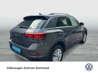 Gebraucht VW T-Roc Life 150 PS (110 kW) 2025 Grau SUV