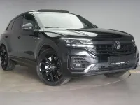Gebraucht VW Touareg R 462 PS (339 kW) 2023 Grenadilla black SUV