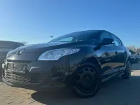 Gebraucht Renault Mégane 101 PS (74 kW) 2011 Schwarz Limousine