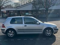 Gebraucht VW Golf IV 75 PS (55 kW) 2002 Silber Kleinwagen
