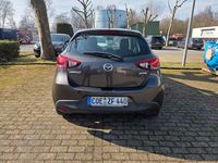 Gebraucht Mazda 2 Center-Line 75 PS (55 kW) 2016 Grau Limousine