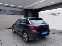 Gebraucht VW T-Roc R-line 110 PS (80 kW) 2024 Deep black perleffekt SUV