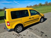 Usata VW Caddy 69 CV (50 kW) 2005 Giallo Monovolume