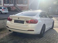 Gebraucht BMW 420 Sport Line 190 PS (139 kW) 2019 Alpinweiss iii Coupé