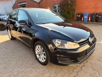 Second-hand VW Golf VII Trendline 110 CP (80 kW) 2014 Negru Berlinǎ
